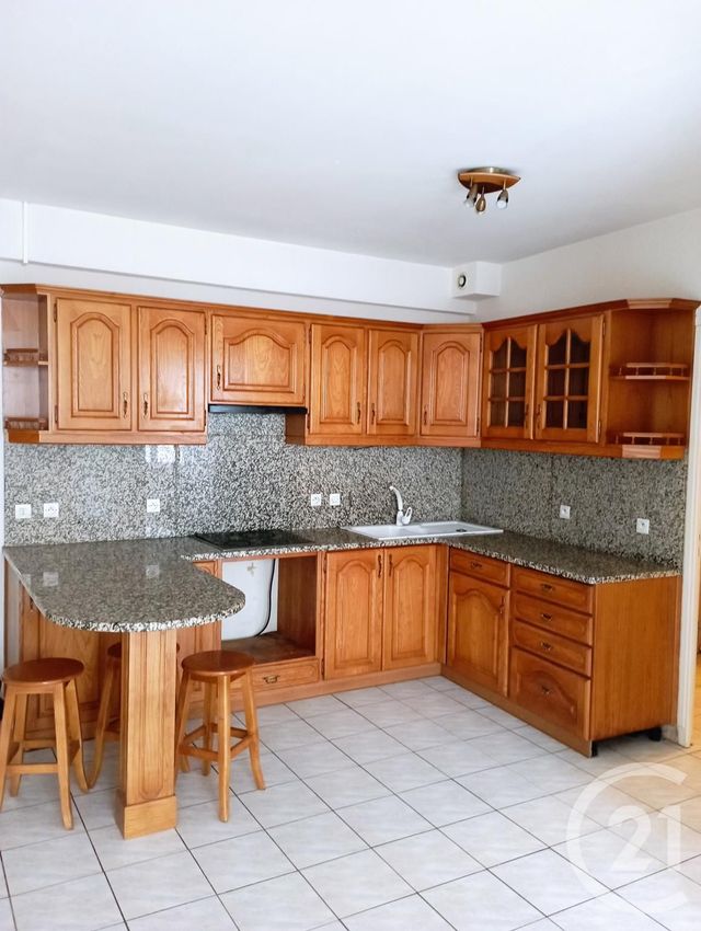 Appartement F2 à louer - 2 pièces - 40.0 m2 - GRAULHET - 81 - MIDI-PYRENEES - Century 21 Sg Immo