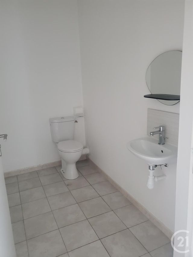 Appartement Local à louer - 2 pièces - 59.67 m2 - GRAULHET - 81 - MIDI-PYRENEES - Century 21 Sg Immo