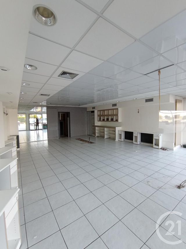 commerce à louer - 100.0 m2 - GRAULHET - 81 - MIDI-PYRENEES - Century 21 Sg Immo