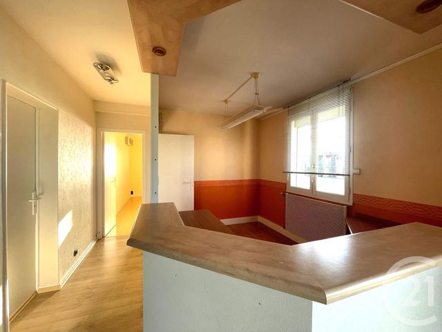 Appartement Local à louer - 4 pièces - 80.0 m2 - GRAULHET - 81 - MIDI-PYRENEES - Century 21 Sg Immo