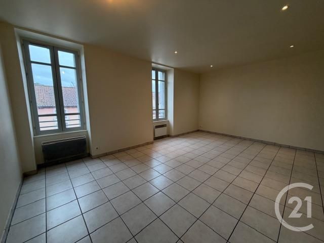 Appartement F3 à louer - 3 pièces - 80.0 m2 - GRAULHET - 81 - MIDI-PYRENEES - Century 21 Sg Immo