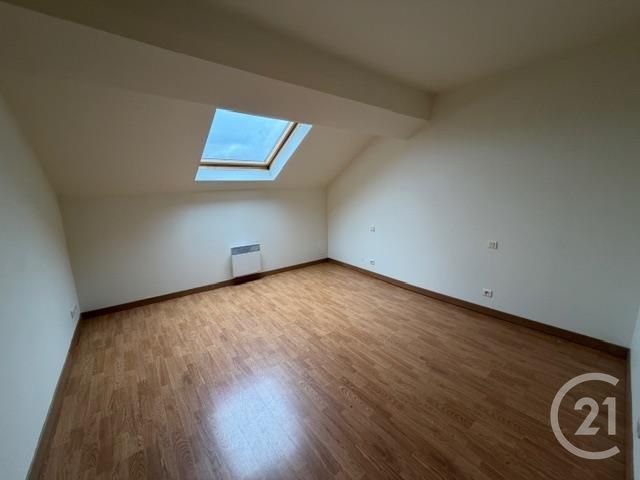 Appartement F3 à louer - 3 pièces - 80.0 m2 - GRAULHET - 81 - MIDI-PYRENEES - Century 21 Sg Immo
