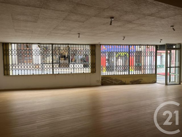 Appartement Local à louer - 1 pièce - 90.0 m2 - GRAULHET - 81 - MIDI-PYRENEES - Century 21 Sg Immo