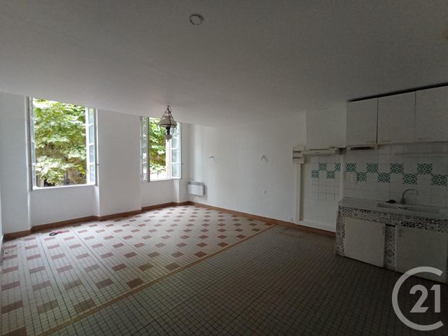 Appartement F2 à louer BRIATEXTE