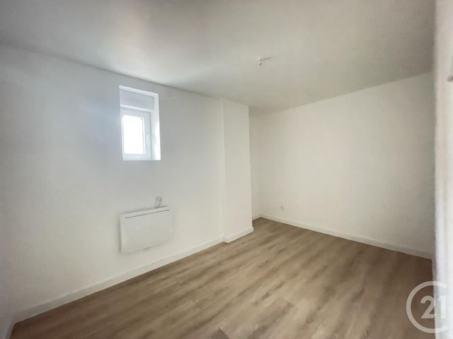 Appartement T3 à louer - 3 pièces - 80.0 m2 - GRAULHET - 81 - MIDI-PYRENEES - Century 21 Sg Immo