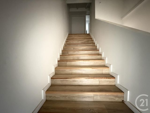 Appartement T3 à louer - 3 pièces - 80.0 m2 - GRAULHET - 81 - MIDI-PYRENEES - Century 21 Sg Immo