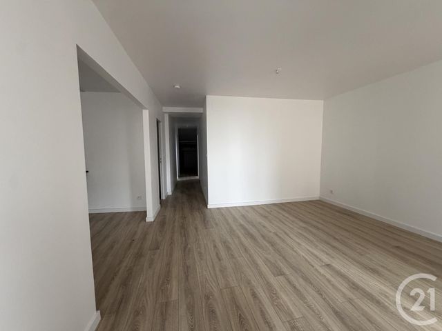 Appartement T3 à louer - 3 pièces - 80.0 m2 - GRAULHET - 81 - MIDI-PYRENEES - Century 21 Sg Immo
