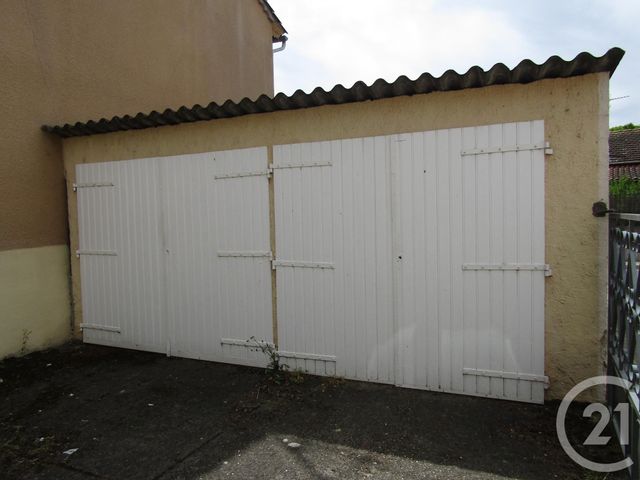 parking à louer - 15.0 m2 - GRAULHET - 81 - MIDI-PYRENEES - Century 21 Sg Immo