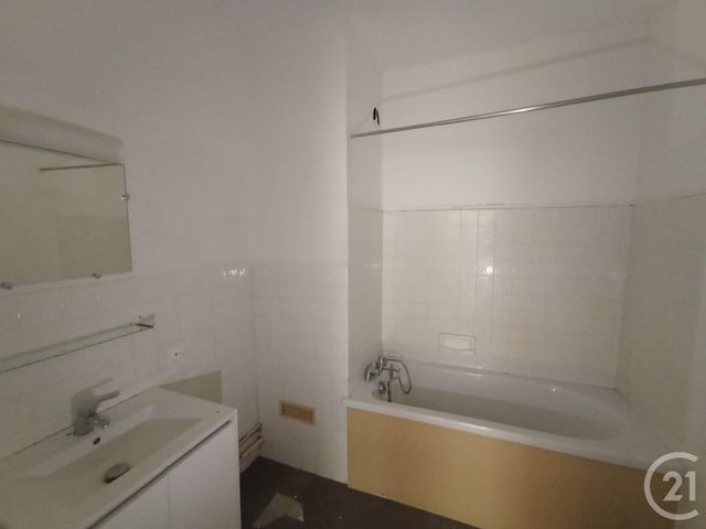 Appartement T3 à louer - 3 pièces - 72.0 m2 - GRAULHET - 81 - MIDI-PYRENEES - Century 21 Sg Immo