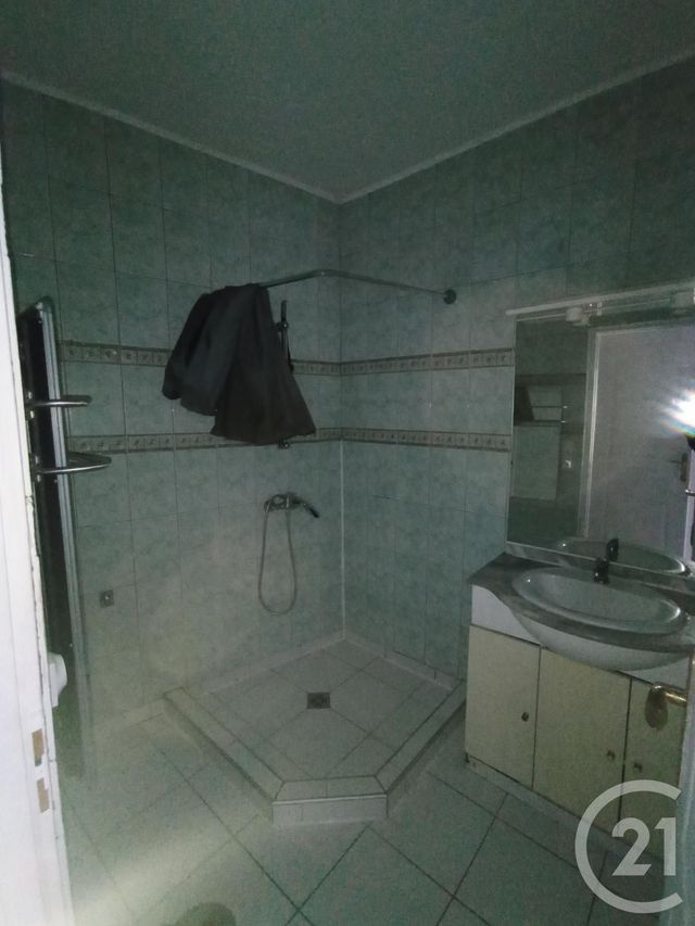 Appartement à louer - 3 pièces - 72.0 m2 - GRAULHET - 81 - MIDI-PYRENEES - Century 21 Sg Immo