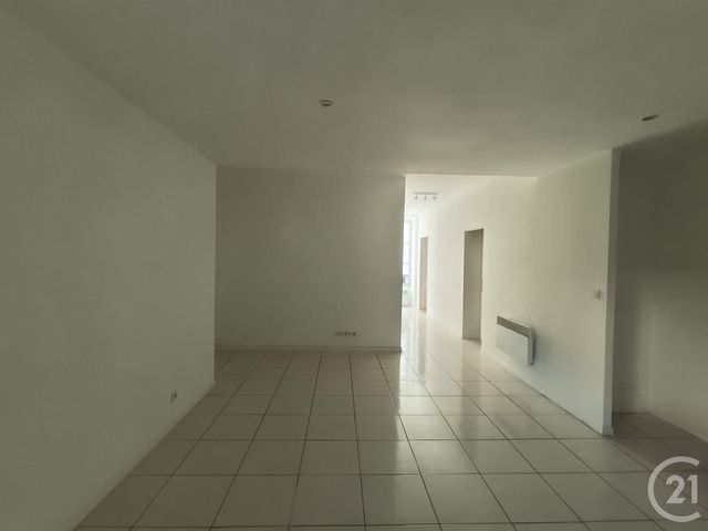Appartement à louer - 3 pièces - 72.0 m2 - GRAULHET - 81 - MIDI-PYRENEES - Century 21 Sg Immo