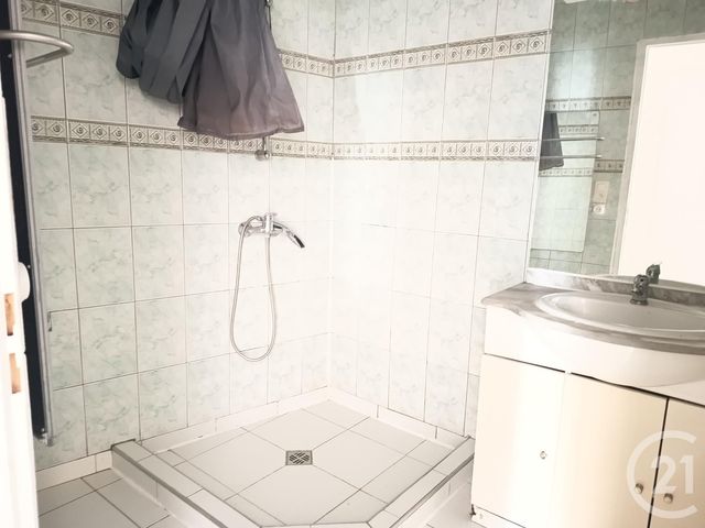 Appartement à louer - 3 pièces - 72.0 m2 - GRAULHET - 81 - MIDI-PYRENEES - Century 21 Sg Immo