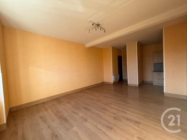 Appartement T2 à louer - 2 pièces - 48.47 m2 - GRAULHET - 81 - MIDI-PYRENEES - Century 21 Sg Immo