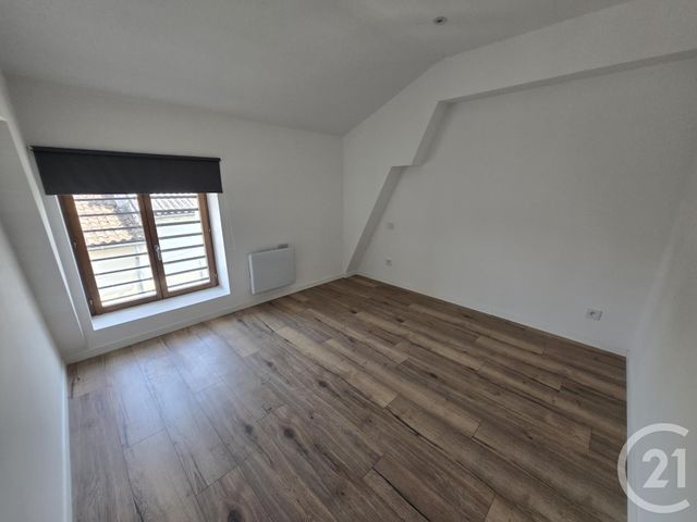 Appartement T3 à louer - 3 pièces - 47.0 m2 - GRAULHET - 81 - MIDI-PYRENEES - Century 21 Sg Immo