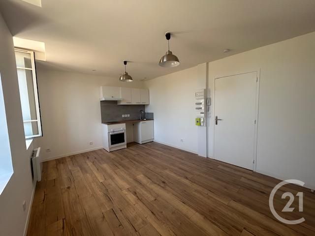 Appartement T2 à louer - 2 pièces - 33.88 m2 - GRAULHET - 81 - MIDI-PYRENEES - Century 21 Sg Immo