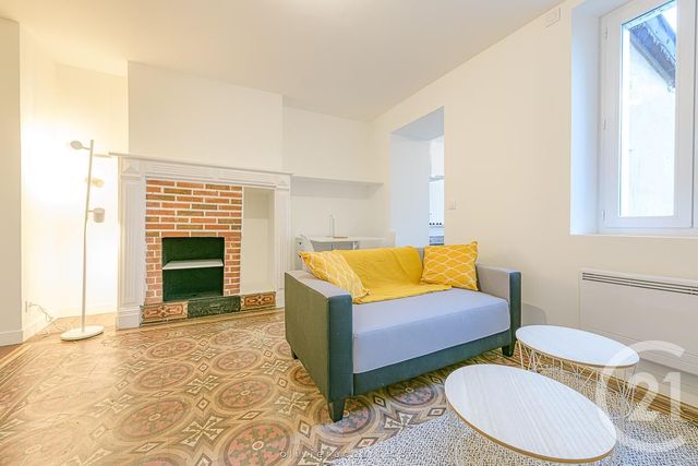 Appartement F2 à louer - 2 pièces - 54.0 m2 - GRAULHET - 81 - MIDI-PYRENEES - Century 21 Sg Immo