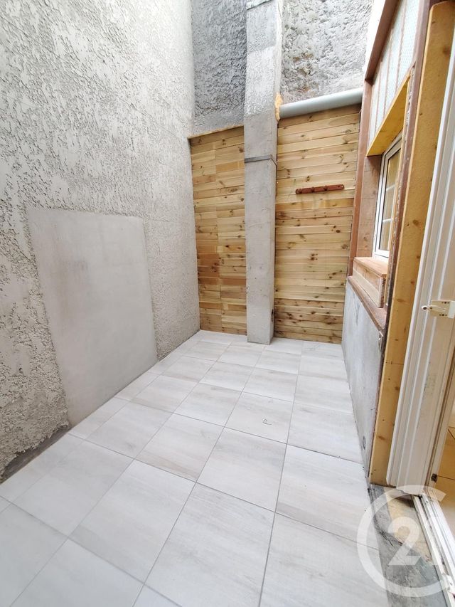 Appartement T1 à louer - 1 pièce - 29.91 m2 - GRAULHET - 81 - MIDI-PYRENEES - Century 21 Sg Immo