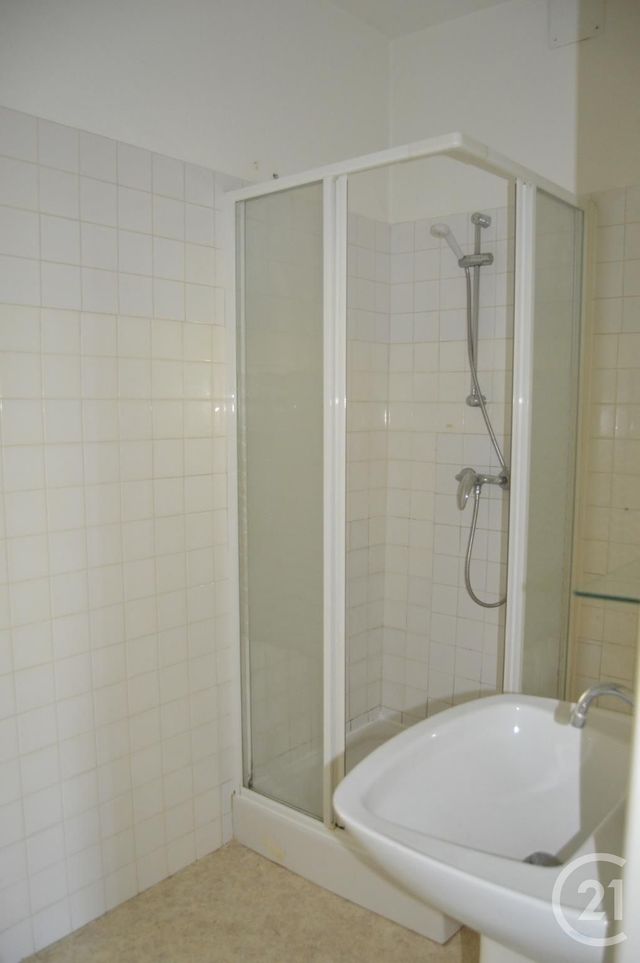 maison à louer - 6 pièces - 207.0 m2 - GRAULHET - 81 - MIDI-PYRENEES - Century 21 Sg Immo