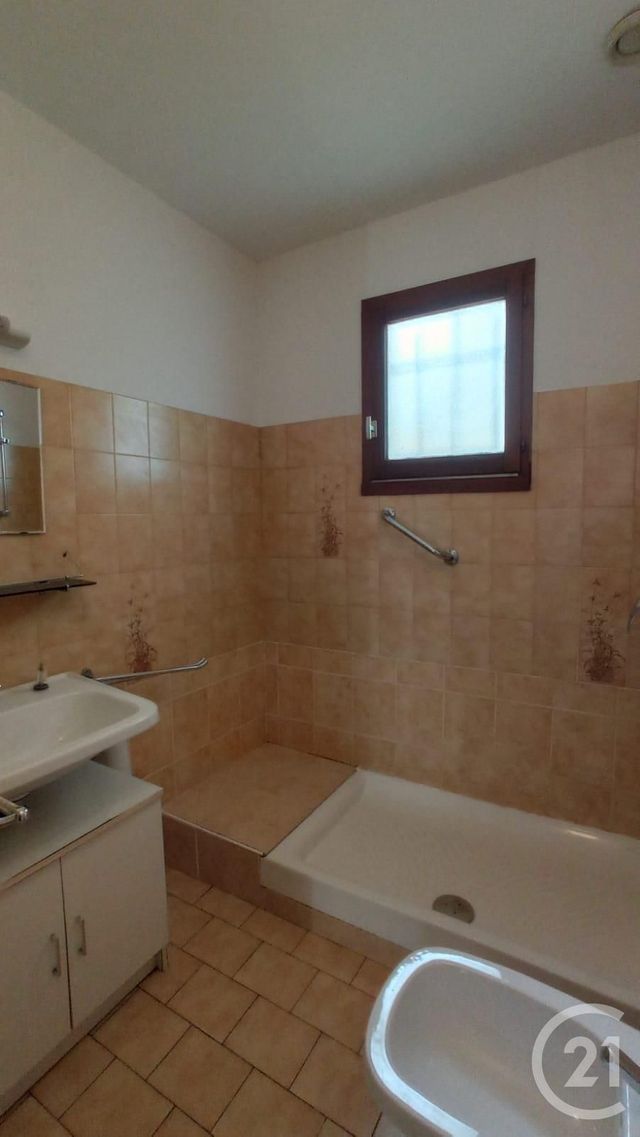 maison à louer - 4 pièces - 74.0 m2 - GRAULHET - 81 - MIDI-PYRENEES - Century 21 Sg Immo