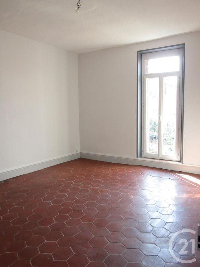 Appartement T3 à louer - 3 pièces - 88.0 m2 - GRAULHET - 81 - MIDI-PYRENEES - Century 21 Sg Immo