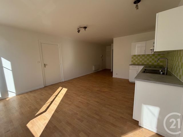 Appartement T3 à louer - 3 pièces - 63.0 m2 - GRAULHET - 81 - MIDI-PYRENEES - Century 21 Sg Immo