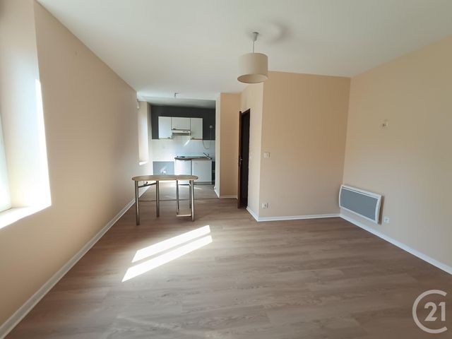 Appartement F2 à louer - 2 pièces - 50.0 m2 - GRAULHET - 81 - MIDI-PYRENEES - Century 21 Sg Immo