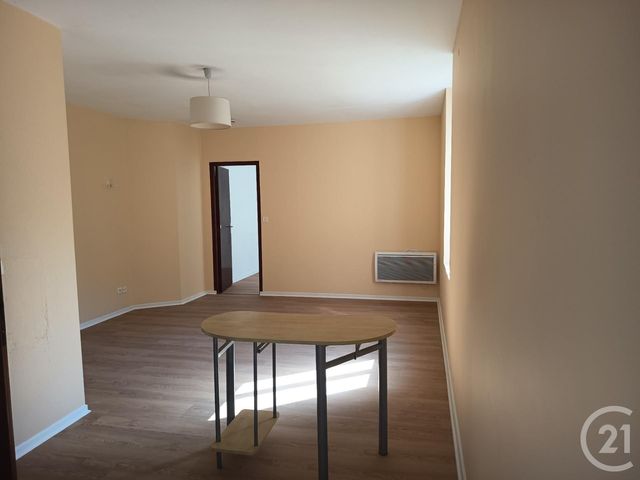 Appartement F2 à louer - 2 pièces - 50.0 m2 - GRAULHET - 81 - MIDI-PYRENEES - Century 21 Sg Immo