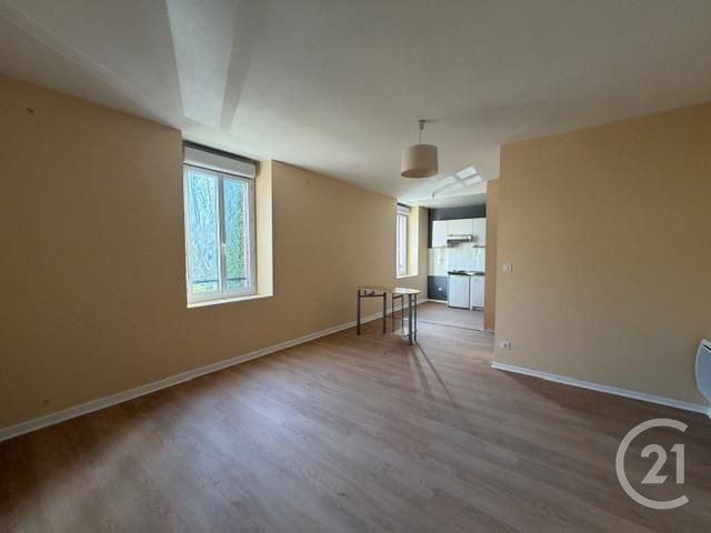 Appartement F2 à louer - 2 pièces - 50.0 m2 - GRAULHET - 81 - MIDI-PYRENEES - Century 21 Sg Immo