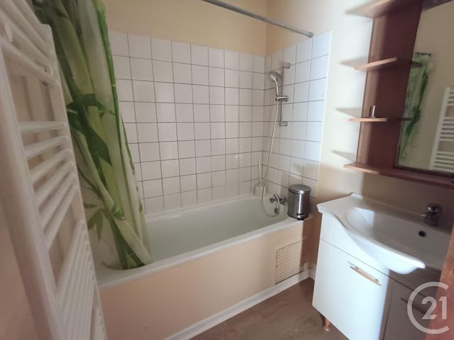 Appartement F2 à louer - 2 pièces - 50.0 m2 - GRAULHET - 81 - MIDI-PYRENEES - Century 21 Sg Immo