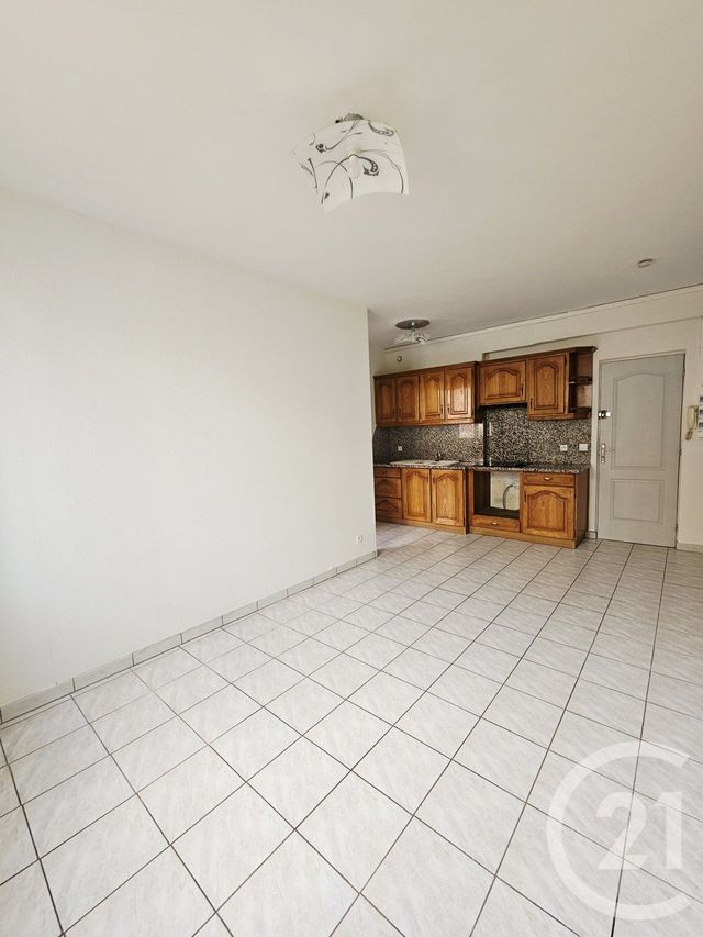 Appartement F2 à louer - 2 pièces - 31.23 m2 - GRAULHET - 81 - MIDI-PYRENEES - Century 21 Sg Immo