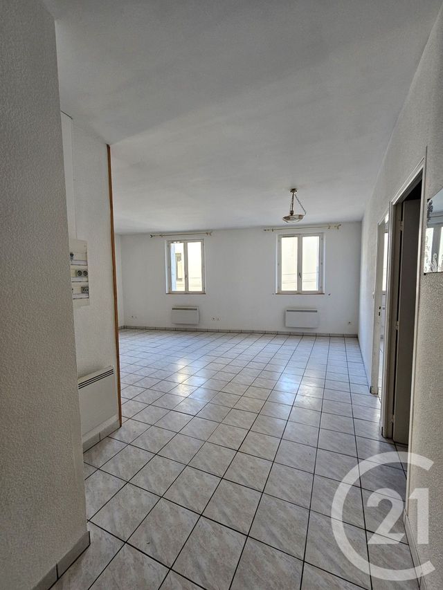 Appartement T3 à louer - 3 pièces - 79.08 m2 - GRAULHET - 81 - MIDI-PYRENEES - Century 21 Sg Immo
