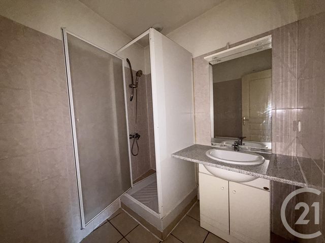 Appartement à louer - 2 pièces - 50.0 m2 - GRAULHET - 81 - MIDI-PYRENEES - Century 21 Sg Immo