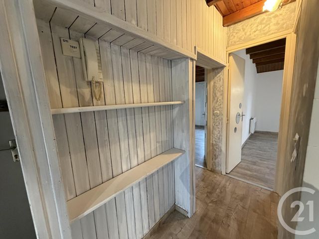 Appartement T3 à louer - 3 pièces - 49.0 m2 - GRAULHET - 81 - MIDI-PYRENEES - Century 21 Sg Immo