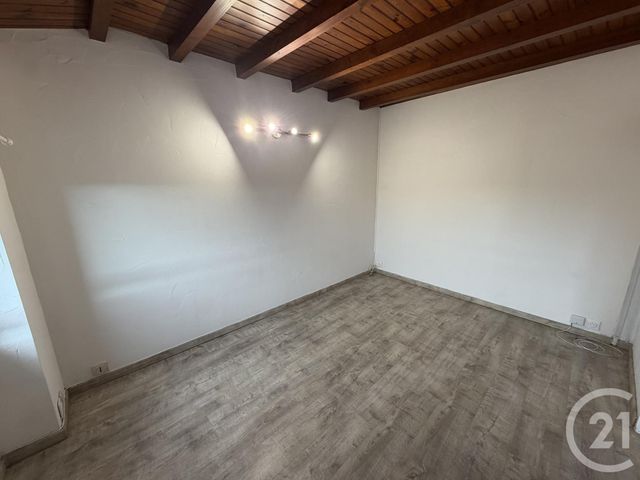 Appartement T3 à louer - 3 pièces - 49.0 m2 - GRAULHET - 81 - MIDI-PYRENEES - Century 21 Sg Immo