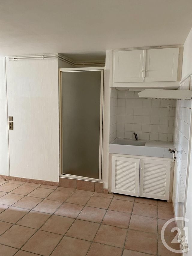 Appartement Studio à louer - 1 pièce - 20.0 m2 - GRAULHET - 81 - MIDI-PYRENEES - Century 21 Sg Immo
