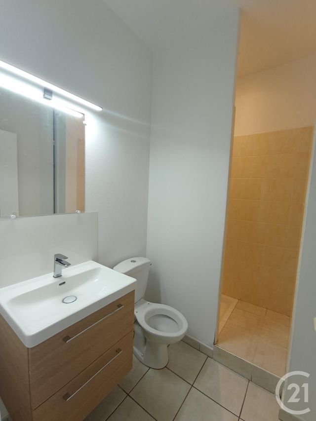 Appartement T2 à louer - 2 pièces - 43.83 m2 - GRAULHET - 81 - MIDI-PYRENEES - Century 21 Sg Immo