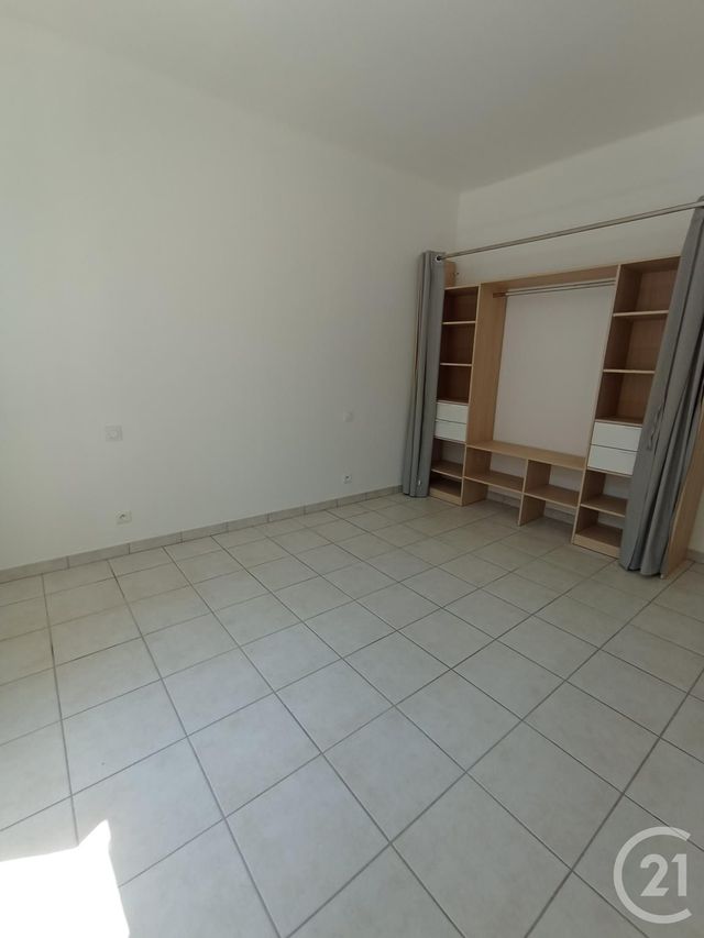 Appartement T2 à louer - 2 pièces - 43.83 m2 - GRAULHET - 81 - MIDI-PYRENEES - Century 21 Sg Immo