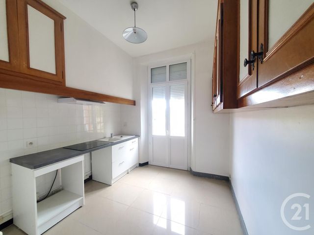 Appartement à louer - 4 pièces - 112.0 m2 - GRAULHET - 81 - MIDI-PYRENEES - Century 21 Sg Immo