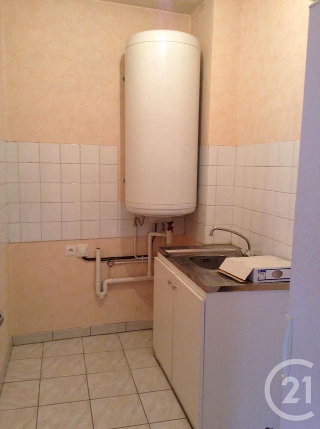 Appartement F3 à louer - 3 pièces - 74.0 m2 - GRAULHET - 81 - MIDI-PYRENEES - Century 21 Sg Immo