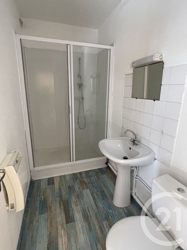 Appartement F3 à louer - 3 pièces - 74.0 m2 - GRAULHET - 81 - MIDI-PYRENEES - Century 21 Sg Immo