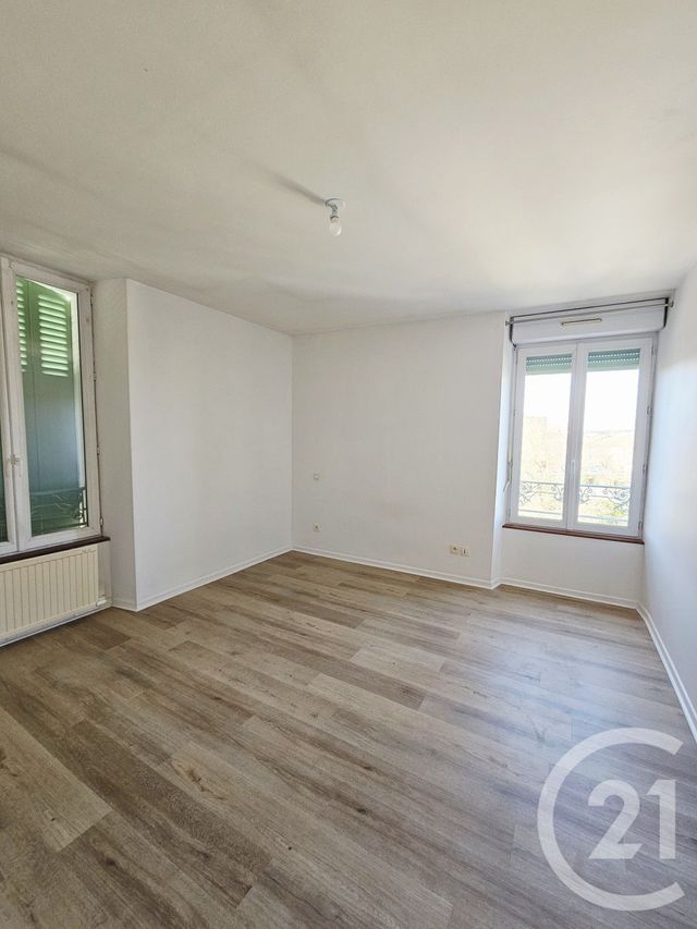 Appartement F3 à louer - 3 pièces - 75.0 m2 - GRAULHET - 81 - MIDI-PYRENEES - Century 21 Sg Immo