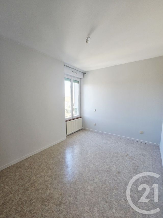 Appartement F3 à louer - 3 pièces - 75.0 m2 - GRAULHET - 81 - MIDI-PYRENEES - Century 21 Sg Immo