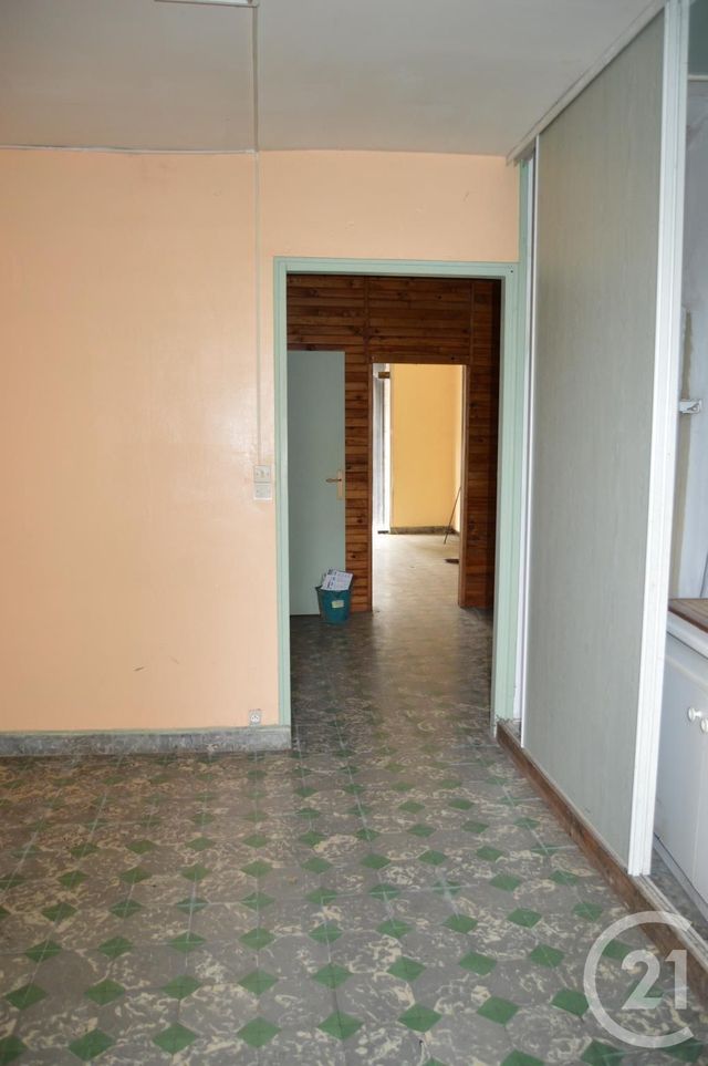 Appartement Local à louer - 3 pièces - 70.0 m2 - GRAULHET - 81 - MIDI-PYRENEES - Century 21 Sg Immo
