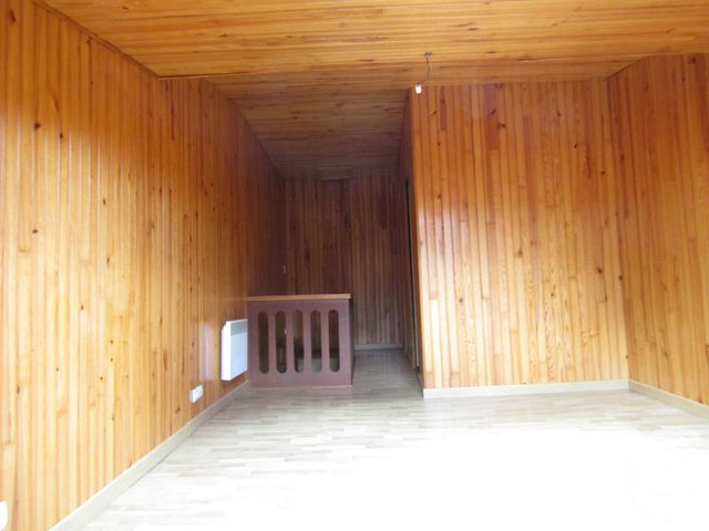 Appartement F2 à louer - 2 pièces - 55.0 m2 - GRAULHET - 81 - MIDI-PYRENEES - Century 21 Sg Immo