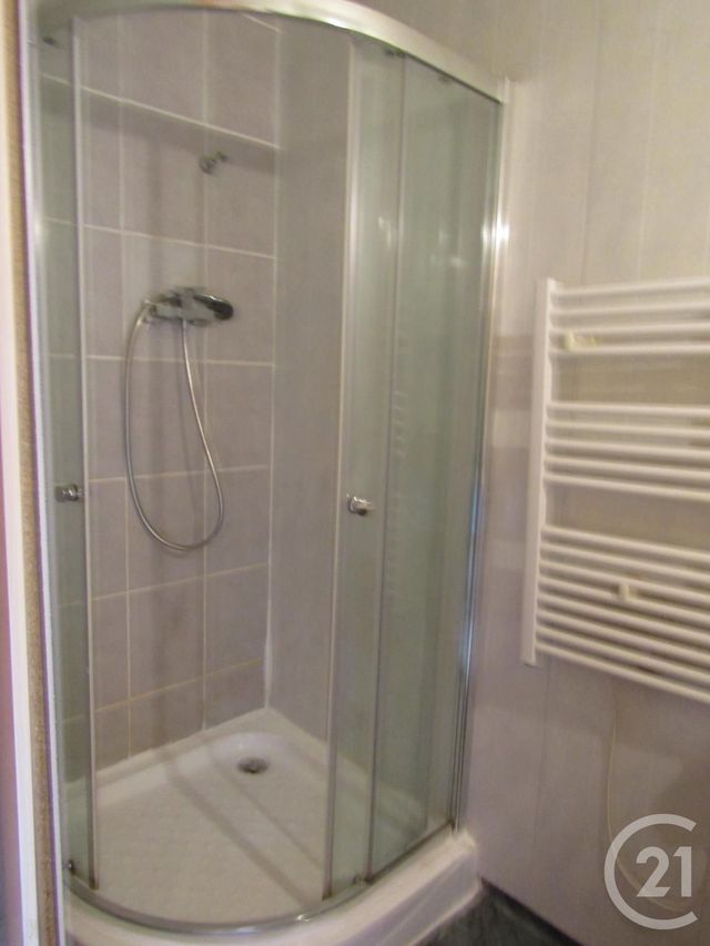 Appartement F2 à louer - 2 pièces - 55.0 m2 - GRAULHET - 81 - MIDI-PYRENEES - Century 21 Sg Immo