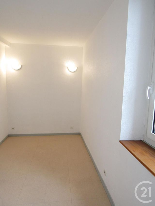 Appartement Duplex à louer - 3 pièces - 45.0 m2 - BRIATEXTE - 81 - MIDI-PYRENEES - Century 21 Sg Immo