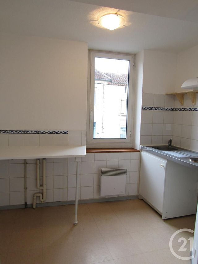 Appartement Duplex à louer - 3 pièces - 45.0 m2 - BRIATEXTE - 81 - MIDI-PYRENEES - Century 21 Sg Immo