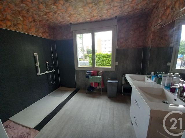 maison à vendre - 5 pièces - 213.84 m2 - GRAULHET - 81 - MIDI-PYRENEES - Century 21 Sg Immo