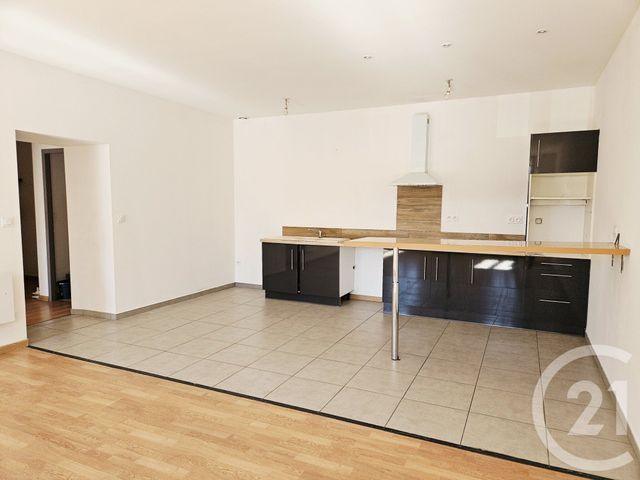 Appartement F3 à louer - 3 pièces - 100.0 m2 - GRAULHET - 81 - MIDI-PYRENEES - Century 21 Sg Immo
