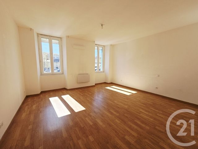Appartement F3 à louer - 3 pièces - 100.0 m2 - GRAULHET - 81 - MIDI-PYRENEES - Century 21 Sg Immo